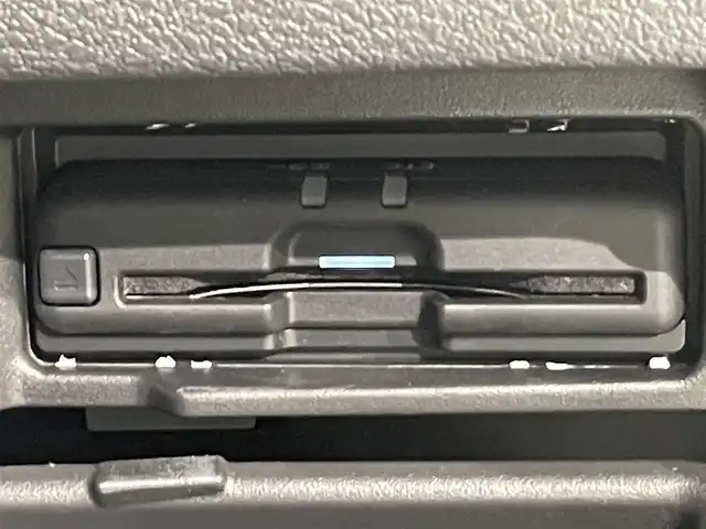 日産 セレナ ハイウェイスター V 愛知県 2020(令2)年 2.8万km ブリリアントホワイトパール 純正ナビ/CD/DVD/BT/フルセグTV/プロパイロット/衝突軽減ブレーキ/両側パワースライドドア/アラウンドビューモニター/ビルトインETC/クルーズコントロール/ドライブレコーダー/コーナーセンサー/レーンキープアシスト/パーキングアシスト/プッシュスタート/スマートキー/純正フロアマット/純正16インチアルミホイール/オートライト