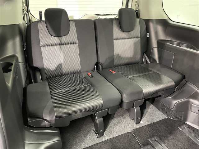 日産 セレナ ハイウェイスター V 愛知県 2020(令2)年 2.8万km ブリリアントホワイトパール 純正ナビ/CD/DVD/BT/フルセグTV/プロパイロット/衝突軽減ブレーキ/両側パワースライドドア/アラウンドビューモニター/ビルトインETC/クルーズコントロール/ドライブレコーダー/コーナーセンサー/レーンキープアシスト/パーキングアシスト/プッシュスタート/スマートキー/純正フロアマット/純正16インチアルミホイール/オートライト