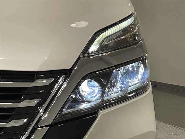 日産 セレナ ハイウェイスター V 愛知県 2020(令2)年 2.8万km ブリリアントホワイトパール 純正ナビ/CD/DVD/BT/フルセグTV/プロパイロット/衝突軽減ブレーキ/両側パワースライドドア/アラウンドビューモニター/ビルトインETC/クルーズコントロール/ドライブレコーダー/コーナーセンサー/レーンキープアシスト/パーキングアシスト/プッシュスタート/スマートキー/純正フロアマット/純正16インチアルミホイール/オートライト