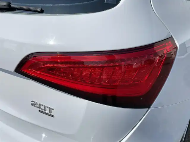 アウディ Ｑ５ 2．0 TFSI クワトロ Sライン 新潟県 2014(平26)年 5.5万km 白 ４WD/ドライブレコーダー/バックカメラ/パドルシフト/クルーズコントロール/ハンズフリー/ステアリングスイッチ/電動パーキング/運転席・助手席電動シート/スペアキー1個