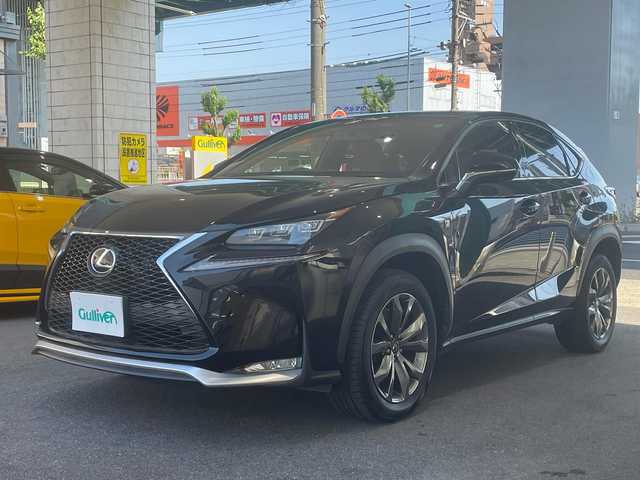 レクサス ＮＸ 200t Fスポーツ 愛知県 2017(平29)年 8.7万km ブラック パノラマルーフ〈MOP〉/赤＆黒革スポーツシート/前席パワーシート/前席シートヒーター＆ベンチレーション/純正SDナビ/Blu-ray／Bluetooth／地デジTV/バック／サイドカメラ/パワーバックドア〈MOP〉/クルーズコントロール/ステアリングヒーター/前後ソナー〈MOP〉/3眼LEDヘッドライト〈MOP〉/電動パーキング＆ホールド/純正18インチAW