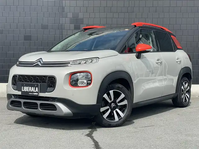 シトロエン シトロエン Ｃ３ エアクロス キュイール 静岡県 2021(令3)年 3.5万km サーブル 特別仕様車　/７インチタッチスクリーン/（AppleCarPlay/androidaut/USB/Bluetooth）　/ハーフレザーシート　/シートヒーター（フロント）/衝突被害軽減ブレーキ/ブラインドスポット/クルーズコントロール/バックカメラ/コーナーセンサー/オレンジルーフレール　/ＬＥＤヘッドライト