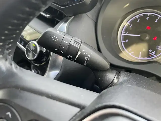 トヨタ ハリアー S 富山県 2021(令3)年 5.8万km ホワイトパールクリスタルシャイン メーカーナビ／/フルセグＴＶ／/Ｂｌｕｅｔｏｏｔｈ／/セーフティセンス／/レーダークルーズコントロール／/レーンキープアシスト／/前後ドライブレコーダー／/スマートキー／/ＬＥＤオートライト／/オートマチックハイビーム