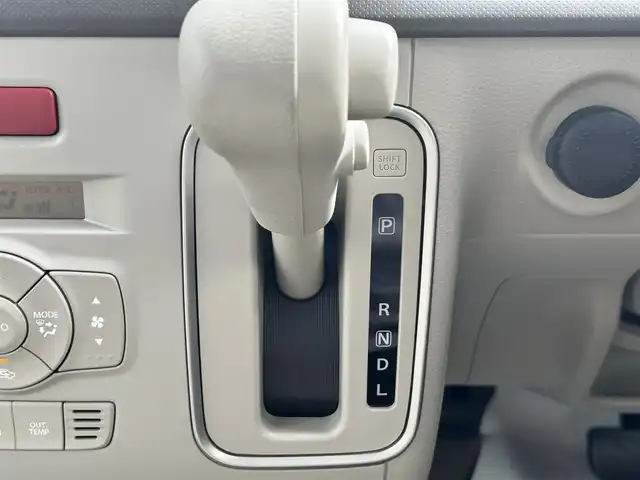 スズキ ラパン L 香川県 2025(令7)年 0.5万km トラッドカーキメタリック 登録時走行距離：4976km/シートヒーター/社外ナビ（CN-RA06D）/→FM/AM/TV/Bluetooth/デュアルカメラブレーキサポート　/クリアランスソナー　/ステアリングリモコン　/オートライト　/純正フロアマット　/アイドリングストップ　/横滑り防止防止　/レーンキープアシスト　/スマートキー　/スペアキー