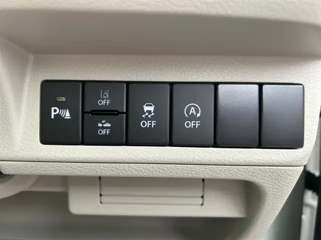 スズキ ラパン L 香川県 2025(令7)年 0.5万km トラッドカーキメタリック 登録時走行距離：4976km/シートヒーター/社外ナビ（CN-RA06D）/→FM/AM/TV/Bluetooth/デュアルカメラブレーキサポート　/クリアランスソナー　/ステアリングリモコン　/オートライト　/純正フロアマット　/アイドリングストップ　/横滑り防止防止　/レーンキープアシスト　/スマートキー　/スペアキー