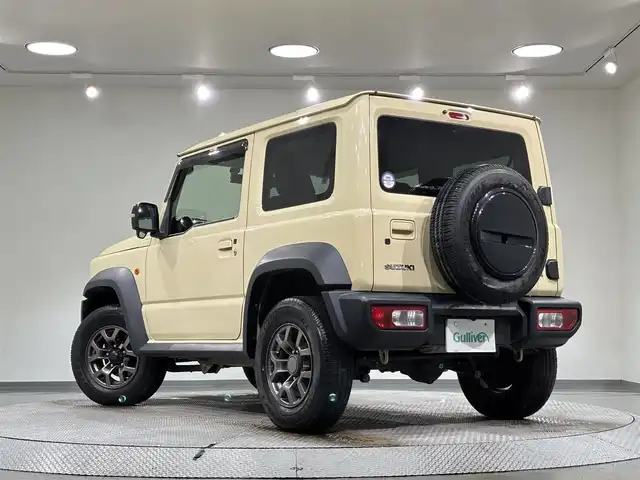 スズキ ジムニー シエラ JC 愛知県 2020(令2)年 2.6万km シフォンアイボリーM カロッツェリア８インチナビ　/（iPod/USB/SD/CD・DVD再生/地デジ/FM/AM/Bluetooth/SMART USEN)/衝突軽減ブレーキ　/シートヒーター　/ＥＴＣ　/バックカメラ　/ドライブレコーダー　/ＬＥＤヘッドライト　/クルーズコントロール　/車線逸脱警報　/ダウンヒルアシスト　/横滑り防止　/ＩＳＯＦＩＸ　/フォグランプ/プッシュスタート/　　-スマートキー