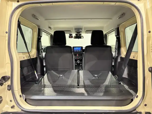 スズキ ジムニー シエラ JC 愛知県 2020(令2)年 2.6万km シフォンアイボリーM カロッツェリア８インチナビ　/（iPod/USB/SD/CD・DVD再生/地デジ/FM/AM/Bluetooth/SMART USEN)/衝突軽減ブレーキ　/シートヒーター　/ＥＴＣ　/バックカメラ　/ドライブレコーダー　/ＬＥＤヘッドライト　/クルーズコントロール　/車線逸脱警報　/ダウンヒルアシスト　/横滑り防止　/ＩＳＯＦＩＸ　/フォグランプ/プッシュスタート/　　-スマートキー