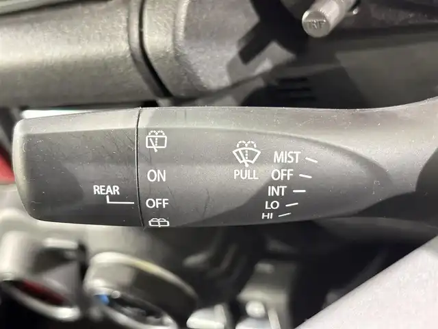 スズキ ジムニー シエラ JC 愛知県 2020(令2)年 2.6万km シフォンアイボリーM カロッツェリア８インチナビ　/（iPod/USB/SD/CD・DVD再生/地デジ/FM/AM/Bluetooth/SMART USEN)/衝突軽減ブレーキ　/シートヒーター　/ＥＴＣ　/バックカメラ　/ドライブレコーダー　/ＬＥＤヘッドライト　/クルーズコントロール　/車線逸脱警報　/ダウンヒルアシスト　/横滑り防止　/ＩＳＯＦＩＸ　/フォグランプ/プッシュスタート/　　-スマートキー