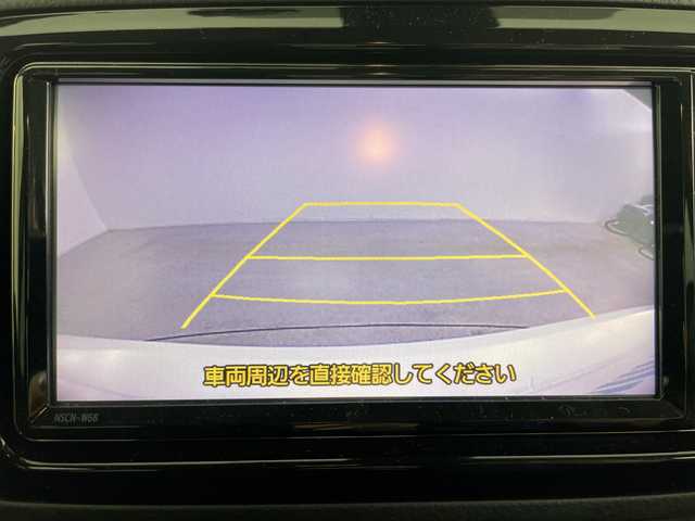 トヨタ ヴィッツ F セーフティーエディションⅢ 道央・札幌 2019(令1)年 0.6万km ホワイトパールクリスタルシャイン ・4WD/・純正ナビ（NSCN-W68）/・BT&CD&SD&AUX&ワンセグTV/・バックカメラ/・プリクラッシュセーフティ/・レーンキープアシスト/・横滑り防止装置/・ビルトインETC/・社外ドラレコ前後/・電動格納ミラー/・LEDヘッドライト/・オートライト/・オートマチックハイビーム/・プッシュスタート/・スマートキー