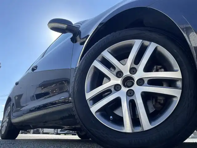 フォルクスワーゲン ゴルフ ヴァリアント TSI コンフォートライン 熊本県 2010(平22)年 10.6万km ディープブラックパールエフェクト 純正ナビ/【フルセグTV/Bluetooth/DVD/CD】/バックカメラ/横滑り防止システム/オートライト/ウインカーミラー/16インチ純正アルミホイール/純正フロアマット/ETC