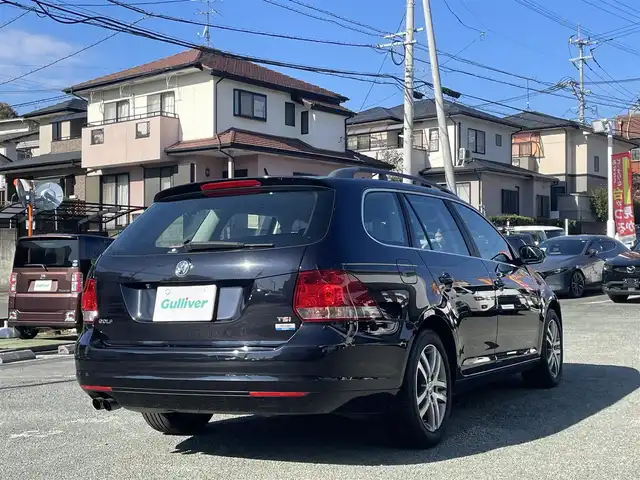 フォルクスワーゲン ゴルフ ヴァリアント TSI コンフォートライン 熊本県 2010(平22)年 10.6万km ディープブラックパールエフェクト 純正ナビ/【フルセグTV/Bluetooth/DVD/CD】/バックカメラ/横滑り防止システム/オートライト/ウインカーミラー/16インチ純正アルミホイール/純正フロアマット/ETC