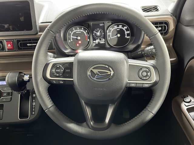 ダイハツ ムーヴ キャンバス セオリー G ターボ 広島県 2024(令6)年 0.8万km ファイアークォーツレッドM シートヒーター(運転席/助手席)/両側パワースライドドア/レーダークルーズコントロール/衝突被害軽減システム/オートマチックハイビーム/レーンキープアシスト/踏み間違い防止/フォグランプ/コーナーセンサー/エアバッグ(運転席/助手席/サイド/カーテン)/純正14インチホイールキャプ(155/65/R14)