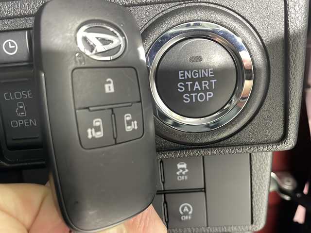 ダイハツ ムーヴ キャンバス セオリー G ターボ 広島県 2024(令6)年 0.8万km ファイアークォーツレッドM シートヒーター(運転席/助手席)/両側パワースライドドア/レーダークルーズコントロール/衝突被害軽減システム/オートマチックハイビーム/レーンキープアシスト/踏み間違い防止/フォグランプ/コーナーセンサー/エアバッグ(運転席/助手席/サイド/カーテン)/純正14インチホイールキャプ(155/65/R14)