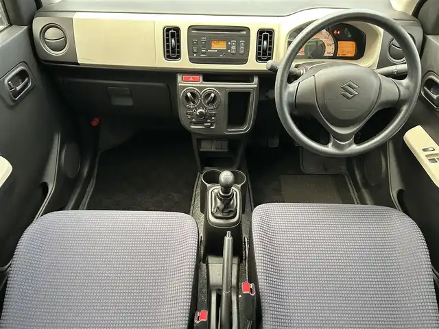 スズキ アルト F 愛媛県 2021(令3)年 2.2万km スペリアホワイト ワンオーナー　/キーレス　/純正ＣＤ　ＡＵＸ　/カメラ一体型ドライブレコーダー　/オートライト　/光軸レベライザー　/前席パワーウインドウ　/５速マニュアル　/純正フロアマット　/純正ドアバイザー　/保証書　/取扱説明書/ドライブレコーダー取扱説明書