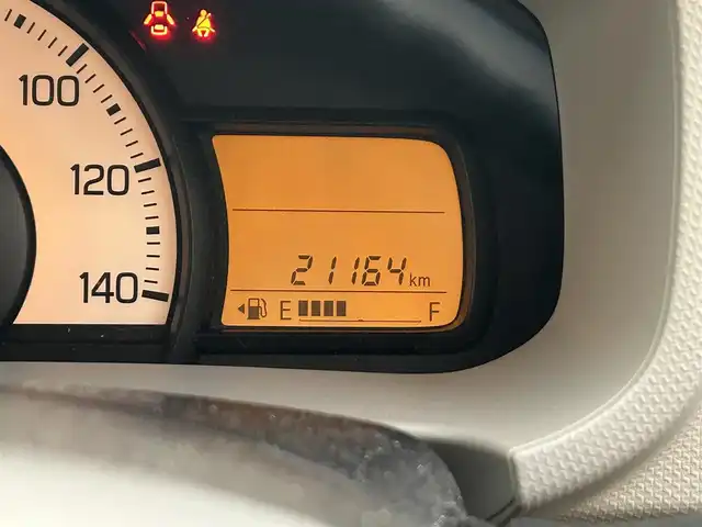 スズキ アルト F 愛媛県 2021(令3)年 2.2万km スペリアホワイト ワンオーナー　/キーレス　/純正ＣＤ　ＡＵＸ　/カメラ一体型ドライブレコーダー　/オートライト　/光軸レベライザー　/前席パワーウインドウ　/５速マニュアル　/純正フロアマット　/純正ドアバイザー　/保証書　/取扱説明書/ドライブレコーダー取扱説明書