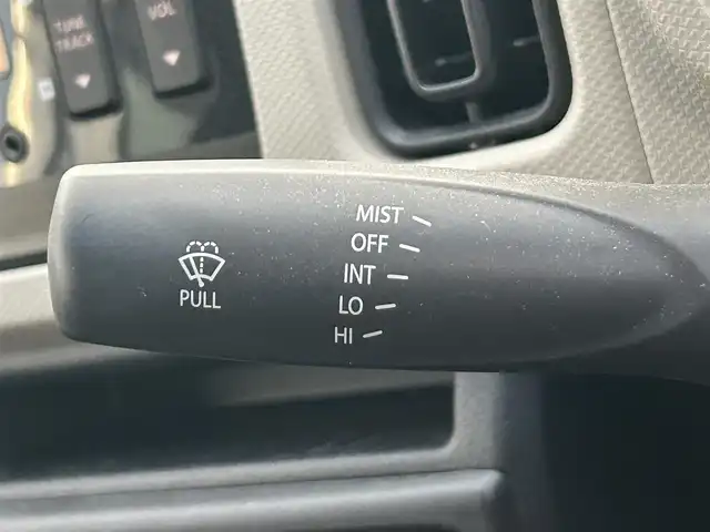 スズキ アルト F 愛媛県 2021(令3)年 2.2万km スペリアホワイト ワンオーナー　/キーレス　/純正ＣＤ　ＡＵＸ　/カメラ一体型ドライブレコーダー　/オートライト　/光軸レベライザー　/前席パワーウインドウ　/５速マニュアル　/純正フロアマット　/純正ドアバイザー　/保証書　/取扱説明書/ドライブレコーダー取扱説明書