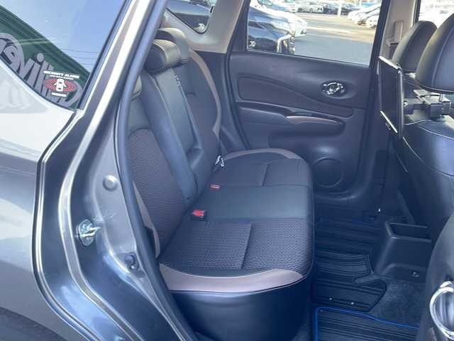 日産 ノート e－パワー メダリスト 徳島県 2020(令2)年 3.6万km ダークメタルグレー アルパインヘッドレストモニター【パッケージ-M1100】/ハーフレザーシート/純正ナビ【MM３１９D-W】/・CD/DVD/フルセグ/Bluetooth/エマージェンシーブレーキ/追従式クルーズコントロール/アランドニューモニター/レーンキープアシスト/クリアランスソナー/デジタルインナーミラー/前後ドライブレコーダー/LEDヘッドライト/オートライト/純正１５インチAW/純正フロアマット/プッシュスタート/スマートキー/スペア一本