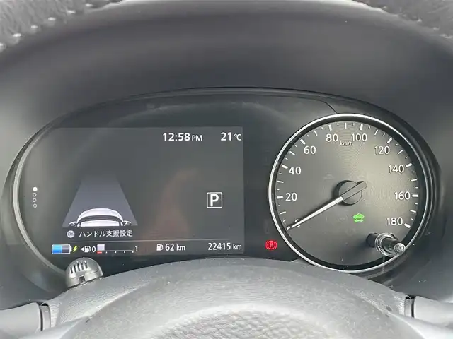 日産 キックス X ツートーンインテリアED 香川県 2020(令2)年 2.3万km ピュアブラック 登録時走行距離：22414km/純正SDナビゲーション/→CD/DVD/BT/→フルセグTV/全方位カメラ/前後ドライブレコーダー/インテリジェントルームミラー/前席シートヒータ/ステアリングヒータ/ステアリングリモコン/革巻きステアリング/パワーステアリング/パワーウィンドウ/プッシュスタート/LEDオートライト/オートハイビーム/フォグランプ/プロパイロット/合皮ツートンカラーシート/ライトレベライザー/純正マット/プッシュスタート/スペアキー