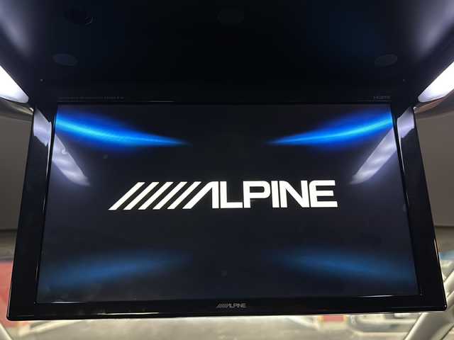 トヨタ ヴェルファイア Z 愛知県 2016(平28)年 7.9万km ブラック ワンオーナー/ALPINEビッグX11インチSDナビ【EX11V】/（CD/DVD/MSV/Bluetooth/フルセグTV）/ALPINEフリップダウンモニター【PXH12X-R-AV】/両後パワースライドドア/スマートキー/前後コーナーセンサー/バックドアイージークローザー/LEDヘッドライト/フォグランプ/社外ドライブレコーダー【DRV-610】/ETC/社外16インチアルミホイール/本革巻きステアリング/リアスポイラー/ドアバイザー/サイド＆カーテンエアバッグ/取扱説明書