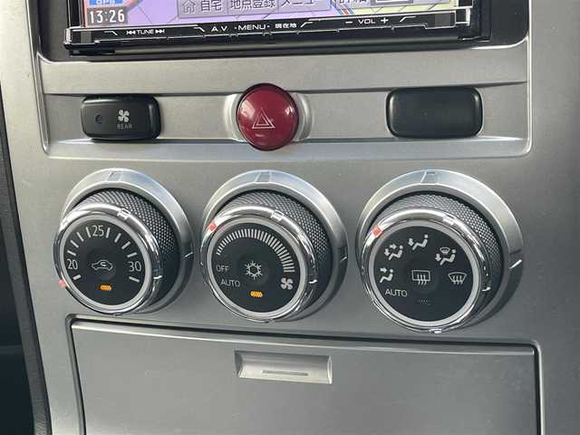 三菱 デリカＤ：５ G－Power package 道央・札幌 2014(平26)年 11.2万km ウォームホワイトP/クールシルバー ４WD/社外メモリーナビ/CD/DVD/BT/フルセグ/横滑り防止装置/アダプティブクルーズコントロール/バックカメラ/ビルトインETC/社外全方位ドライブレコーダー/デフロック切替/両側パワースライドドア/D席パワーシート/前席シートヒーター/革巻きステアリング/ステアリングリモコン/パドルシフト/キーレスエントリー/スマートキー/HIDヘッドライト/オートライト/フォグランプ/電動格納ミラー/ウィンカーミラー/社外フロアマット/ドアバイザー/スペアキー/社外エンジンスターター