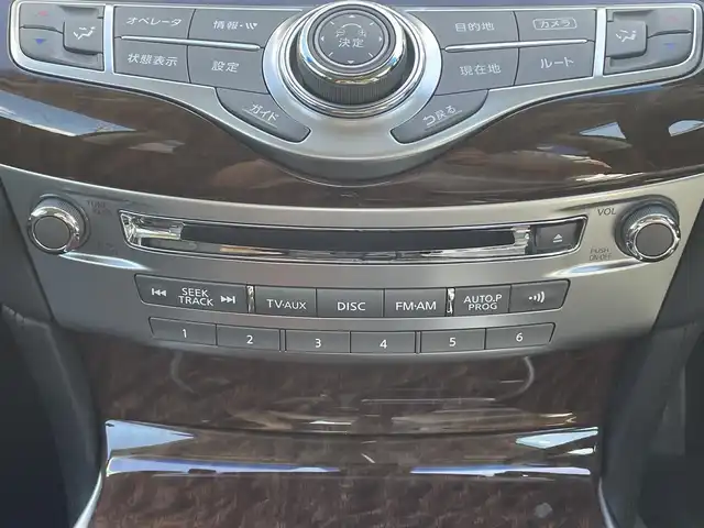 日産 フーガ 250VIP 愛知県 2015(平27)年 4.9万km クリスタルホワイトパール ワンオーナー/純正マルチHDDナビ/フルセグTV/CD/DVD再生/Bluetooth再生/ミュージックサーバー（HDD）/ETC/全方位カメラ/コーナーセンサー/本革シート/パワーシート（D/N）/シートシーター（D/N）/シートベンチレーション（D/N）/衝突軽減ブレーキ/サンルーフ/純正18インチアルミホイール/純正LEDヘッドライト/レーダークルーズコントロール/スマートキー/プッシュスタート/レーンキープアシスト/ブラインドスポットモニター/純正フロアマット
