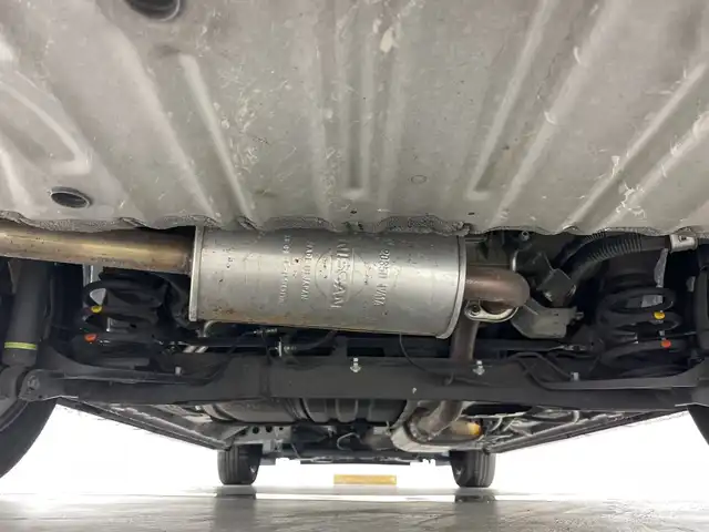 日産 セレナ ハイウェイスター 愛知県 2016(平28)年 6.3万km マルーンレッド 2トーン 純正9インチナビ（AM/FM/フルセグ/BT/CD/DVD）/プロパイロット/純正フリップダウンモニター/インテリジェントルームミラー/インテリジェントパーキングアシスト/全方位カメラ/レーダークルーズコントロール/両側パワースライドドア/純正16インチアルミホイール/エマージェンシーブレーキ/LDW（車線逸脱警報システム）/LDP（車線逸脱防止支援システム）/標識検知/ふらつき警報/ビルトインETC/プッシュスタート/スマートキー/電動格納ミラー/純正フロアマット/ドアバイザー/フロントフォグ