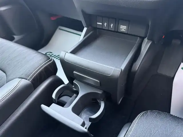 ホンダ オデッセイ アブソルート 香川県 2014(平26)年 11.7万km クリスタルブラックパール メーカーナビ/フルセグ/【CD/DVD/Bluetooth】/バックカメラ/クルーズコントロール/パワースライドドア/純正18インチアルミ/LEDヘッドライト/スマートキー/ビルトインETC