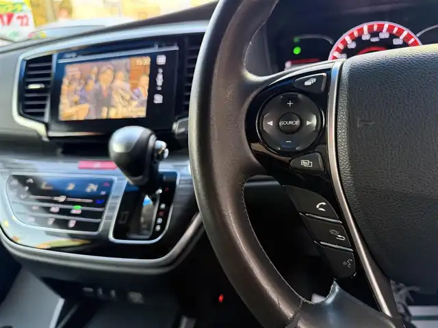 ホンダ オデッセイ アブソルート 香川県 2014(平26)年 11.7万km クリスタルブラックパール メーカーナビ/フルセグ/【CD/DVD/Bluetooth】/バックカメラ/クルーズコントロール/パワースライドドア/純正18インチアルミ/LEDヘッドライト/スマートキー/ビルトインETC