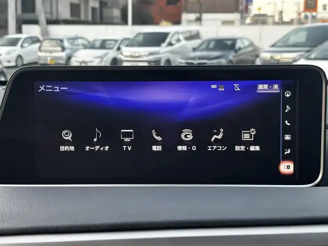 レクサス ＲＸ 450h Fスポーツ 熊本県 2018(平30)年 8.6万km ホワイトノーヴァガラスフレーク サンルーフ/純正ナビ/【フルセグTV/CD/DVD/Bluetooth】/パノラミックビューモニター/バックカメラ/レーダークルーズコントロール/衝突被害軽減ブレーキ/レーンキープアシスト/ヘッドアップディスプレイ/コーナーセンサー/赤革シート/パワーシート/シートヒーター/エアシート/純正20インチAW/置くだけ充電/電動パーキング/ビルトインETC2.0/オートLEDヘッドライト/ウィンカーミラー/プッシュスタート/ステアリングスイッチ/純正フロアマット/横滑り防止/盗難防止装置/取扱説明書