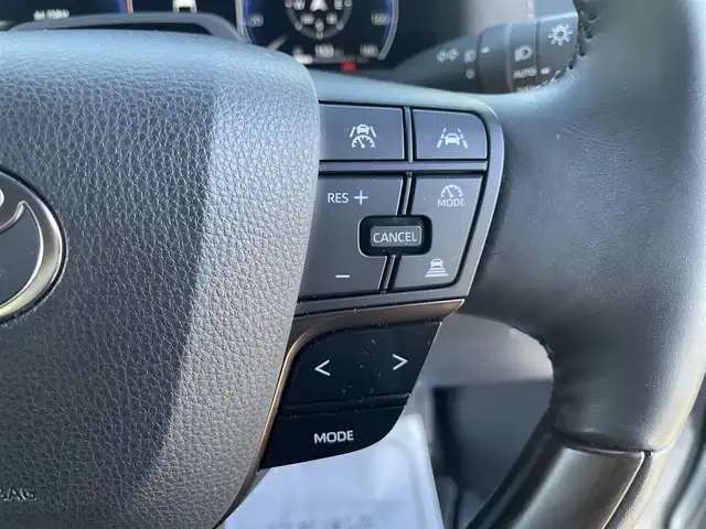 トヨタ アルファード Z 神奈川県 2023(令5)年 0.9万km パール