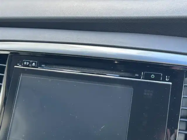 ホンダ オデッセイ ハイブリッド アブソルートセンシングEXパック 静岡県 2016(平28)年 7.4万km ホワイトオーキッドパール ホンダセンシング/1.衝突軽減ブレーキ/2.誤発進抑制機能/3.歩行者事故低減ステアリング/4.路外逸脱抑制機能/5.アダプティブクルーズコントロール/6.車線維持支援システム/7.先行車発進お知らせ機能/8.標識認識機能/9.後方誤発進抑制機能/10.近距離衝軽減ブレーキ/11.オートハイビーム/12.アダプティブドライビングビーム（車速可変照明角度）/13トラフィックジャムアシスト（渋滞運転支援機能）/純正8インチナビ/FM/AM/CD/DVD/Bluetooth/iPod/レーダークルーズコントロール/フリップダウンモニター/両側パワースライドドア/全周囲カメラ/ビルトインETC/前後ドラレコ/ハーフレザーシート/オットマン/ウォークスルー/オートライト