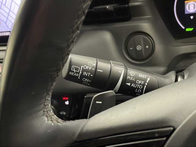 ホンダ ヴェゼル ハイブリッド e:HEV Z 栃木県 2021(令3)年 2.5万km クリスタルブラックパール 純正ナビ/（BT/CD/DVD/フルセグ/AM/FM）/バックカメラ/ホンダセンシング/衝突軽減システム/車線逸脱抑制機能/ブラインドスポットモニター/クリアランナソー/横滑り防止/レーダークルーズコントロール/先行車発進お知らせ/標識認識機能/ETC/ドライブレコーダー/前席シートヒーター/ステアリングヒーター/純正フロアマット/純正アルミホイール１８インチ/ISOFIX/プッシュスタート/スマートキー