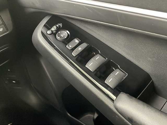 ホンダ ヴェゼル ハイブリッド e:HEV Z 栃木県 2021(令3)年 2.5万km クリスタルブラックパール 純正ナビ/（BT/CD/DVD/フルセグ/AM/FM）/バックカメラ/ホンダセンシング/衝突軽減システム/車線逸脱抑制機能/ブラインドスポットモニター/クリアランナソー/横滑り防止/レーダークルーズコントロール/先行車発進お知らせ/標識認識機能/ETC/ドライブレコーダー/前席シートヒーター/ステアリングヒーター/純正フロアマット/純正アルミホイール１８インチ/ISOFIX/プッシュスタート/スマートキー