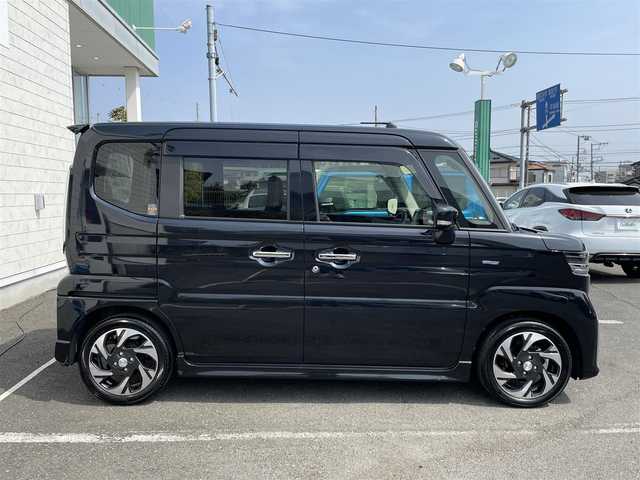 マツダ フレアワゴン カスタムスタイル XT 神奈川県 2024(令6)年 0.3万km ブルーイッシュブラックパール3 ワンオーナー/純正9インチHDナビ/　・バックカメラ/全方位カメラ/　・フルセグTV/AppleCarPlay/AndroidAuto/BT/運転支援装置/　・デュアルセンサーブレーキサポートII/　・誤発進抑制機能/　・車線逸脱抑制機能/　・車線維持支援機能/　・発進お知らせ機能/　・ハイビームアシスト/　・標識認識機能/　・アダプティブクルーズコントロール/　・パーキングセンサー/　・低速時ブレーキサポート（前進/後退）/　・後方誤発進抑制機能/　・ヘッドアップディスプレイ/両側パワースライドドア/ステアリングヒーター/パドルシフト/前席シートヒーター/純正15インチAW/エアロバンパー/サイドアンダースポイラー/保証継承可/ビルトインETC/スマートキー×２/取扱説明書/整備記録簿