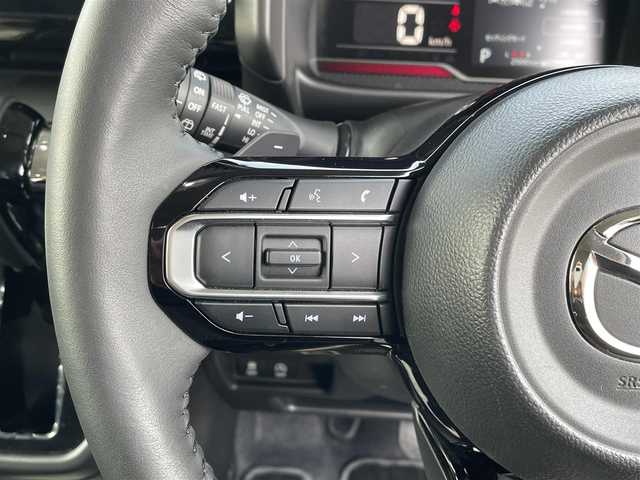 マツダ フレアワゴン カスタムスタイル XT 神奈川県 2024(令6)年 0.3万km ブルーイッシュブラックパール3 ワンオーナー/純正9インチHDナビ/　・バックカメラ/全方位カメラ/　・フルセグTV/AppleCarPlay/AndroidAuto/BT/運転支援装置/　・デュアルセンサーブレーキサポートII/　・誤発進抑制機能/　・車線逸脱抑制機能/　・車線維持支援機能/　・発進お知らせ機能/　・ハイビームアシスト/　・標識認識機能/　・アダプティブクルーズコントロール/　・パーキングセンサー/　・低速時ブレーキサポート（前進/後退）/　・後方誤発進抑制機能/　・ヘッドアップディスプレイ/両側パワースライドドア/ステアリングヒーター/パドルシフト/前席シートヒーター/純正15インチAW/エアロバンパー/サイドアンダースポイラー/保証継承可/ビルトインETC/スマートキー×２/取扱説明書/整備記録簿