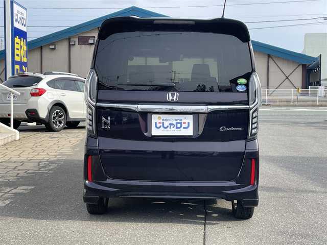 ホンダ Ｎ ＢＯＸ カスタム G L 秋田県 2017(平29)年 10.7万km プレミアムベルベットパープル・パール (株)IDOMが運営する【じしゃロン 秋田店】の自社ローン専用車両になります。こちらは現金またはオートローンご利用時の価格です。自社ローンご希望の方は別途その旨お申付け下さい/4WD/スマートキー/社外ナビ/Bカメ/ETC/片側パワスラ/シートヒーター