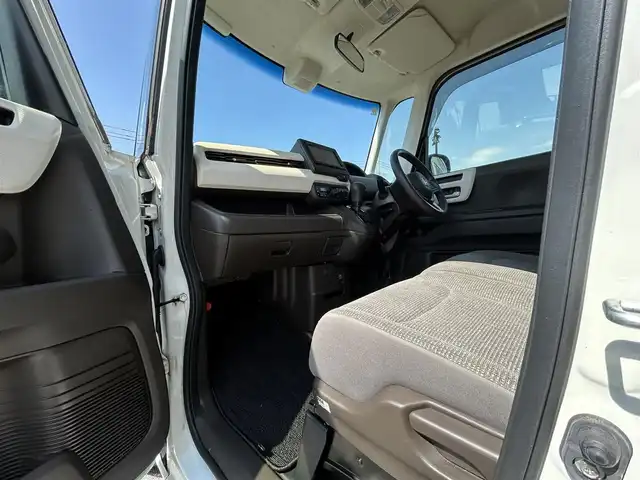 ホンダ Ｎ ＢＯＸ L 鳥取県 2021(令3)年 3.2万km プラチナホワイトパール ４WD/ワンオーナー/純正ナビ/フルセグ/DVD/CD/BT/USB/バックカメラ/ホンダセンシング/レーダークルーズコントロール/レーンキープアシスト/LEDヘットライト/前席シートヒーター/片側パワースライドッドア/プッシュエンジンスタート/アイドリングストップ/フロアマット/ドアバイザー
