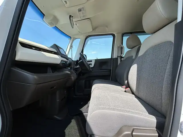 ホンダ Ｎ ＢＯＸ L 鳥取県 2021(令3)年 3.2万km プラチナホワイトパール ４WD/ワンオーナー/純正ナビ/フルセグ/DVD/CD/BT/USB/バックカメラ/ホンダセンシング/レーダークルーズコントロール/レーンキープアシスト/LEDヘットライト/前席シートヒーター/片側パワースライドッドア/プッシュエンジンスタート/アイドリングストップ/フロアマット/ドアバイザー