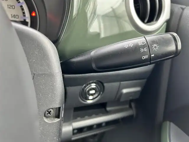 スズキ ハスラー G 愛知県 2019(令1)年 8.9万km クールカーキパールメタリック/ホワイト2トーンルーフ ワンオーナー/社外メモリナビ/フルセグテレビ/Bluetooth/アイドリングストップ/ドアバイザー/プッシュスタート/シートヒーター/レーンキープ/衝突軽減ブレーキ/社外マフラーカッター