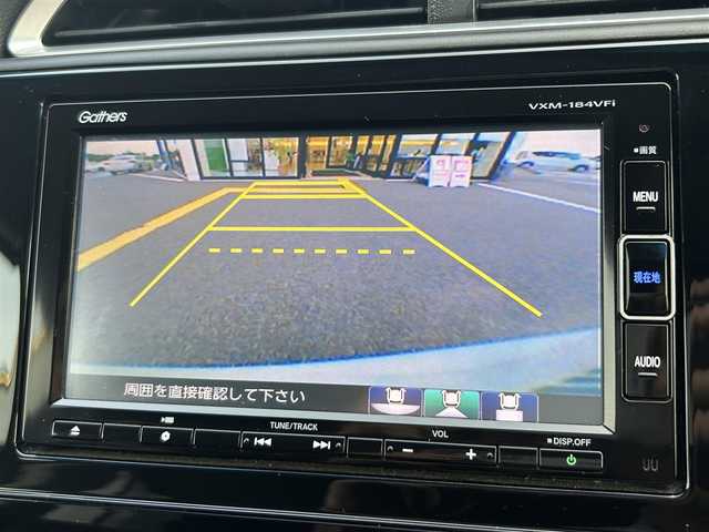 ホンダ シャトル G 鳥取県 2018(平30)年 4.2万km プラチナホワイトパール ４・W・D/純正ナビ/フルセグ/DVD/CD/BT/バックカメラ/コンフォートビューパッケージ/ビルトインETC/前方ドライブレコーダー/LEDヘットライト/フォグライト/社外15インチアルミホイール/プッシュエンジンスタート/アイドリングストップ/フロアマット