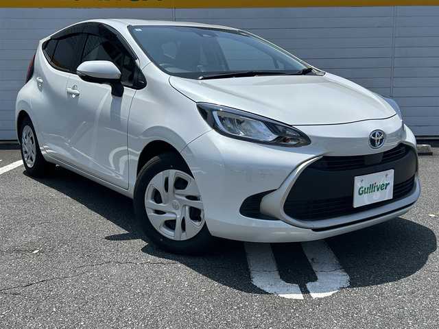 トヨタ アクア G 埼玉県 2024(令6)年 1.5万km プラチナホワイトパールマイカ ワンオーナー/フルセグテレビ/バックカメラ/クルーズコントロール/ドアバイザー/プッシュスタート/ETC/オートライト/コーナーセンサー/PS/PW/ベンチシート