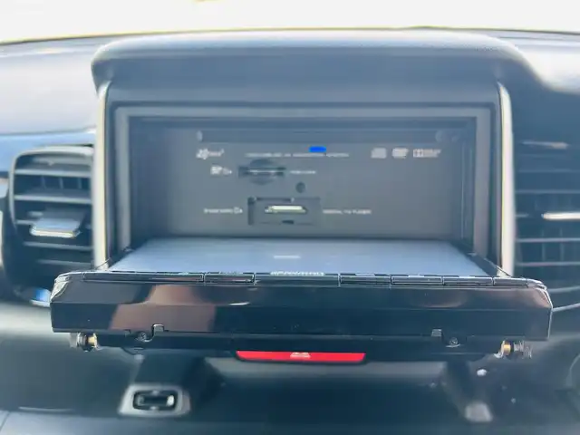 ホンダ Ｎ ＢＯＸ カスタム G Lパッケージ 岡山県 2015(平27)年 10.1万km プレミアムホワイトパールⅡ (株)IDOMが運営する【じしゃロン岡山店】の自社ローン専用車両です。こちらは現金またはオートローンご利用時の価格です。 自社ローンご希望の方は別途その旨お申し付け下さい/・社外ナビゲーション/・バックカメラ/・片側電動スライドドア/・ＥＴＣ