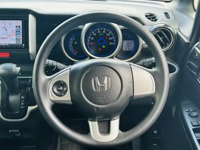 ホンダ Ｎ ＢＯＸ カスタム G Lパッケージ 岡山県 2015(平27)年 10.1万km プレミアムホワイトパールⅡ (株)IDOMが運営する【じしゃロン岡山店】の自社ローン専用車両です。こちらは現金またはオートローンご利用時の価格です。 自社ローンご希望の方は別途その旨お申し付け下さい/・社外ナビゲーション/・バックカメラ/・片側電動スライドドア/・ＥＴＣ