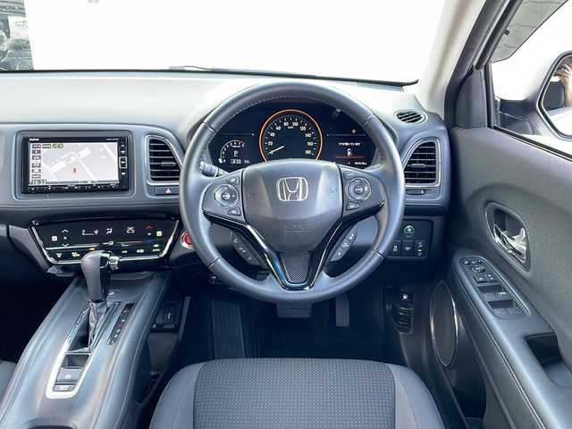 ホンダ ヴェゼル X ホンダセンシング 富山県 2018(平30)年 4.8万km プラチナホワイトパール 4WD/ホンダセンシング/レーダークルーズコントロール/レーンキープアシスト/クリアランスソナー/純正メモリーナビ/フルセグ/バックカメラ/ビルトインETC/前席シートヒーター/LEDヘッドライト
