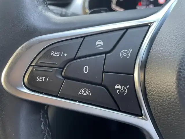 ルノー ルノー キャプチャー インテンス テックパック 栃木県 2021(令3)年 2.8万km 黒 AppleCarPlay/黒レザーシート /パワーシート /シートヒーター /ACC/レーンキープアシスト/ブラインドスポット /パドルシフト/BOSEサウンド/オートライト/LEDヘッドライト/アクティブセーフブレーキ/アンビエントライト /パーキングセンサー