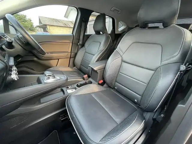 ルノー ルノー キャプチャー インテンス テックパック 栃木県 2021(令3)年 2.8万km 黒 AppleCarPlay/黒レザーシート /パワーシート /シートヒーター /ACC/レーンキープアシスト/ブラインドスポット /パドルシフト/BOSEサウンド/オートライト/LEDヘッドライト/アクティブセーフブレーキ/アンビエントライト /パーキングセンサー