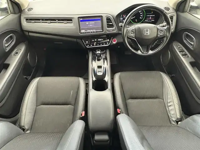 ホンダ ヴェゼル ハイブリッド Z ホンダセンシング 滋賀県 2020(令2)年 6.7万km プラチナホワイトパール 純正8インチナビ/(Bluetooth/CD/DVD/USB/フルセグTV)/バックカメラ/レーダークルーズコントロール/ETC/ステアリングスイッチ/シートヒーター/ハーフレザーシート/純正１７インチアルミホイール/オートライト/LEDヘッドライト/スマートキー