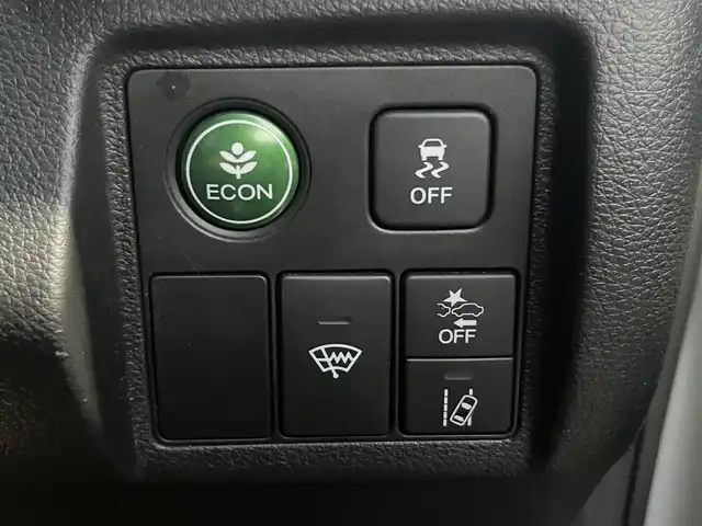 ホンダ ヴェゼル ハイブリッド Z ホンダセンシング 滋賀県 2020(令2)年 6.7万km プラチナホワイトパール 純正8インチナビ/(Bluetooth/CD/DVD/USB/フルセグTV)/バックカメラ/レーダークルーズコントロール/ETC/ステアリングスイッチ/シートヒーター/ハーフレザーシート/純正１７インチアルミホイール/オートライト/LEDヘッドライト/スマートキー