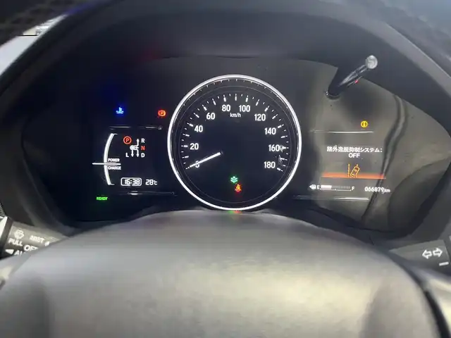 ホンダ ヴェゼル ハイブリッド Z ホンダセンシング 滋賀県 2020(令2)年 6.7万km プラチナホワイトパール 純正8インチナビ/(Bluetooth/CD/DVD/USB/フルセグTV)/バックカメラ/レーダークルーズコントロール/ETC/ステアリングスイッチ/シートヒーター/ハーフレザーシート/純正１７インチアルミホイール/オートライト/LEDヘッドライト/スマートキー