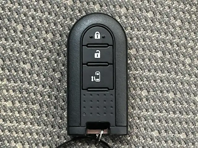 ダイハツ タント X SA Ⅲ 滋賀県 2017(平29)年 6.2万km ブラックマイカメタリック 純正ナビ/(Bluetooth/フルセグ/CD/DVD)/スマートアシストIII/・衝突軽減ブレーキ/・先行車発進告知/・レーンキープアシスト/・Autoハイビーム/LEDオートライト/片側電動スライドドア/アイドリングストップ/D席シートヒーター/バックカメラ/純正フロアマット/ドアバイザー/ETC/USB